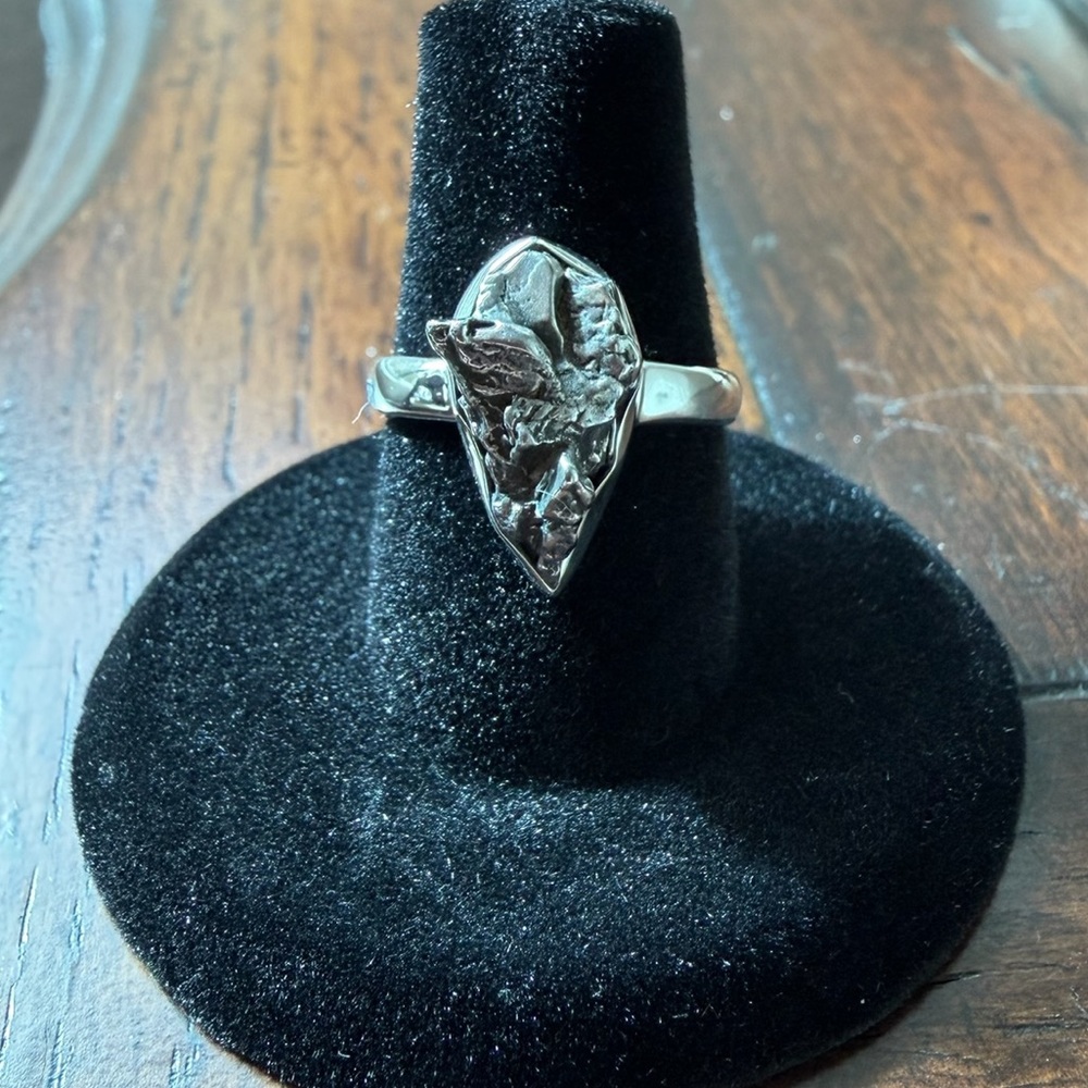 Campo del Cielo Meteorite Ring - Picture 9 of 9